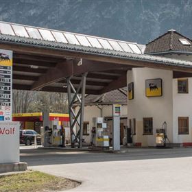 ENI Tankstelle und Shop Wolf