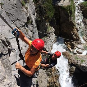 Erlebnisklettersteig Simmswasserfall