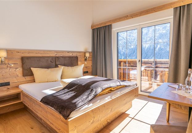 Doppelzimmer, Dusche, WC, neuwertig