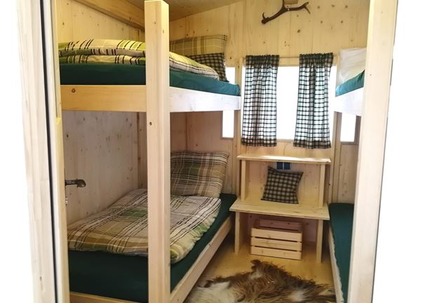 Hut