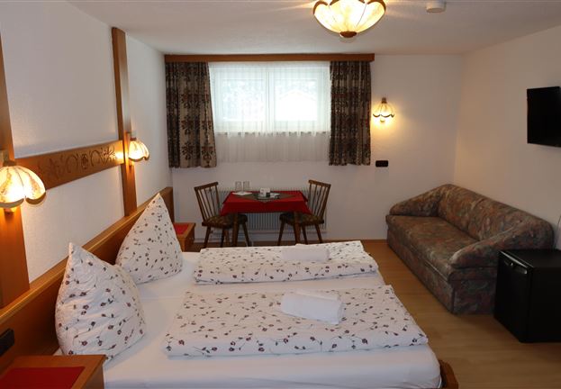 Mehrbettzimmer Tirol