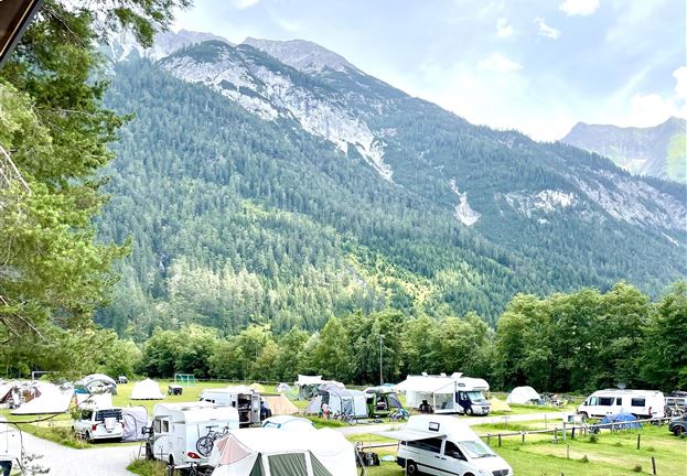 Camp site, shared shower/shared toilet