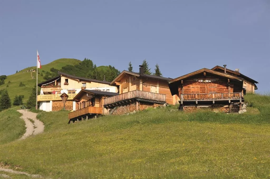 Holzgau-Windegg-Jöchelspitze-über Panoramaweg zur Bernhardseck Hütte