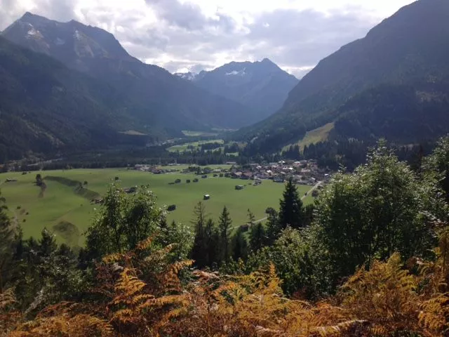 Stanzach - Baichlstein - Höhenweg nach Vorderhornbach