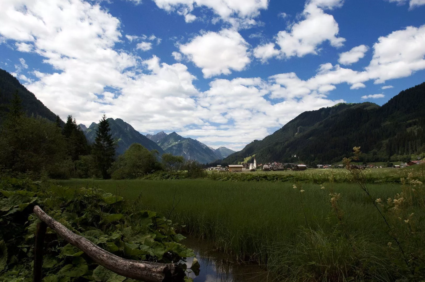 Lechwegschleife "Bergwald und Schnitzerdorf"