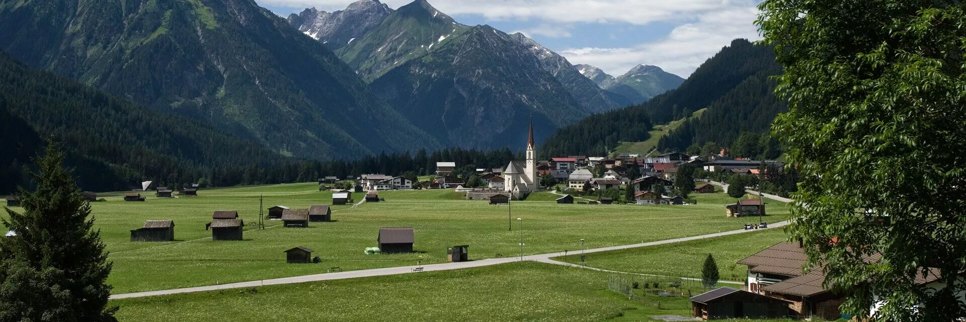 Grießau über Innerhoferweg nach Elbigenalp
