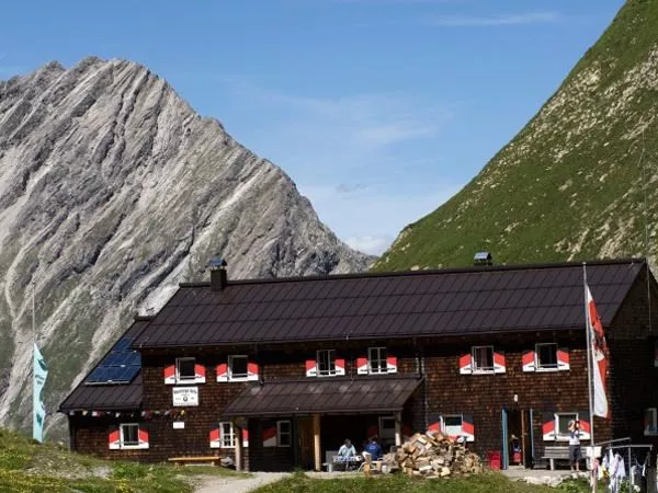 Bach - Memminger Hütte
