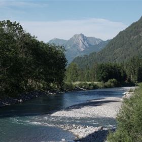 Stanzach - Over the suspension bridge